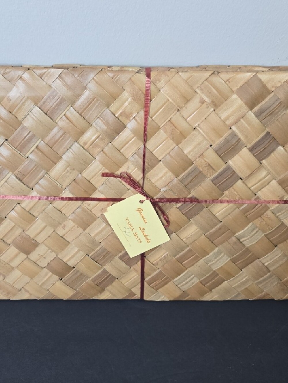 Vintage Lauhala Woven Natural Palm Frond Leaf Placemat Set of 4 - Picture 9 of 9
